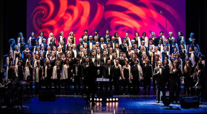 Le 250 voci della Big Vocal Orchestra al teatro Goldoni