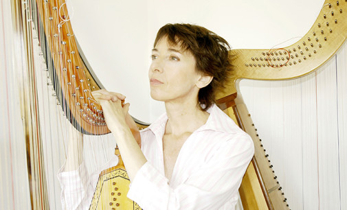 Mara Galassi (arpa a tre ordini) in Musiche per Cristina Alessandra Regina di Svezia