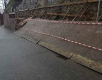 Monte Compatri – Via Rosmini, intervento sulla recinzione del muro