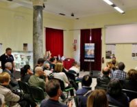 L’orchestra in una chitarra. Alberto Lombardi tra Chet Atkins e Tommy Emmanuel