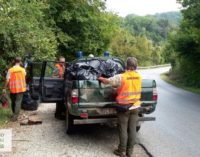 Parco Valle del Treja – Il personale del Parco ripulisce la strada provinciale e Monte Gelato