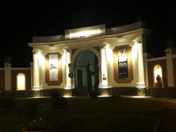 Ercolano, inaugurata la nuova illuminazione dell’ingresso storico degli Scavi archeologici