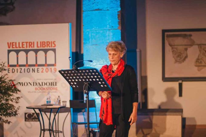 Reading, teatro, musica e letteratura a “Velletri Libris” con Simonetta Agnello Hornby