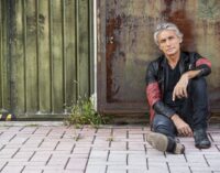 LUCIANO LIGABUE: il 4 dicembre escono il disco di inediti “7” e la raccolta discografica “77+7”, una doppia uscita per celebrare 30 anni di una straordinaria carriera!