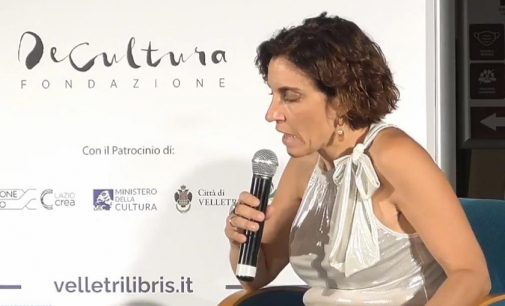 Stefania Auci incanta “Velletri Libris”