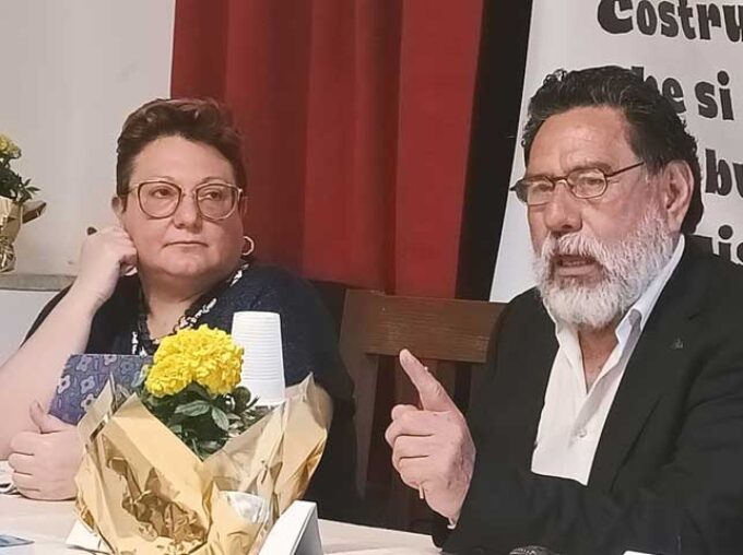 Perú: La Guerra di 20 anni secondo il sociologo Julio Roldán Maddalena Celano e Julio Roldán