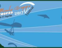 Parapendio in volo sul Monte Grappa per il trofeo internazionale di Pasqua