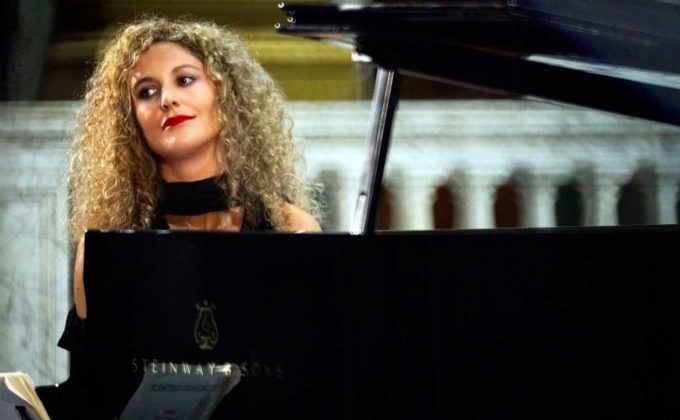Elisa Tomellini in concerto