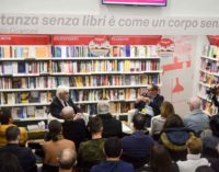 Valerio Massimo Manfredi fa il pieno alla Mondadori di Genzano