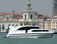 houseboat.it nel 2019 presenta la prima barca elettrica in Italia.