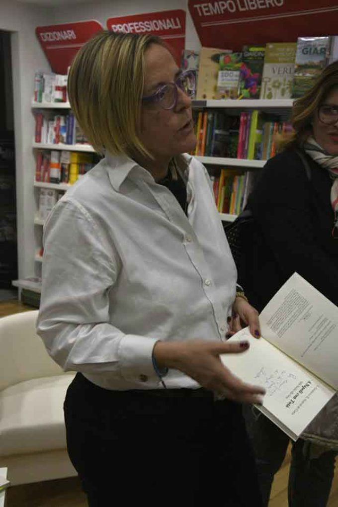 Elena De Curtis racconta suo nonno: presentato alla Mondadori di Genzano “A Napoli con Totò”