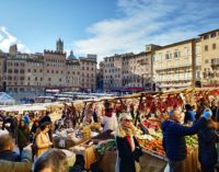 Sabato 7 e domenica 8 dicembre, dalle ore 8 alle 20, a Siena rivive il Mercato nel Campo  Lo shopping come nel medioevo