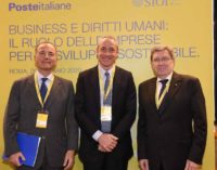 POSTE ITALIANE RAFFORZA IL SUO IMPEGNO  PER LA TUTELA DEI DIRITTI UMANI