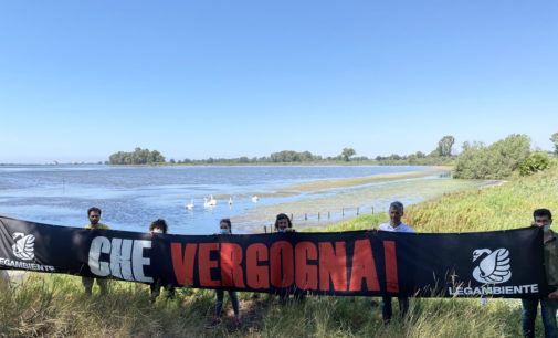 Goletta dei Laghi, Blitz CHE VERGOGNA sul Lago di Fogliano a Latina