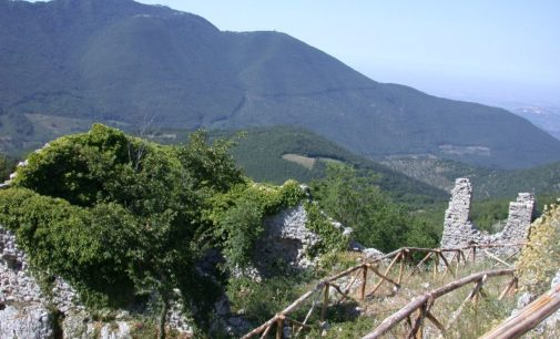 Italia Nostra Lazio: Il misterioso faro in cima al Monte Gennaro. Presentato esposto