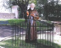 Grottaferrata. La storia infinita della statua di Padre Pio.