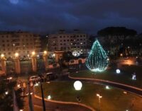 OSPEDALE SAN CAMILLO-FORLANINI: LE SFERE LUMINOSE E L’ALBERO PER UN NATALE DI SOLIDARIETA’