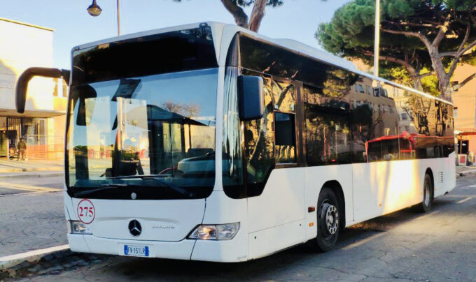 PARTITO IL SERVIZIO NAVETTA DA GROTTAFERRRATA AL LICEO JOYCE DI ARICCIA              