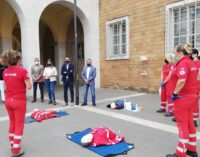 Pomezia Città cardioprotetta, inaugurato un defibrillatore in piazza Indipendenza