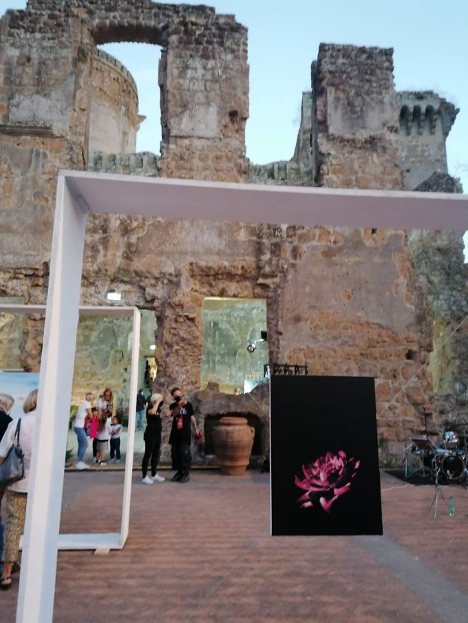  Divinarte: boom di visitatori per la manifestazione  di arte ed enologia al Forte dei Borgia di Nepi