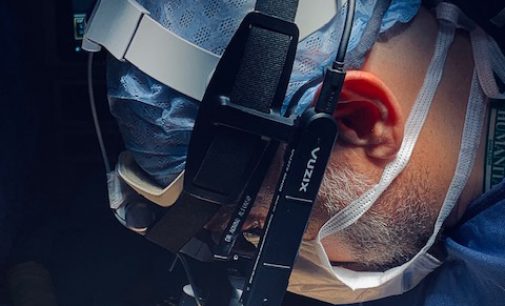 Bergamo – Primo intervento mondiale cardiochirurgia con smartglasses e robot