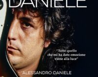 “Pino Daniele Tutto quello che mi ha dato emozione viene alla luce”, il figlio Alessandro scrive…