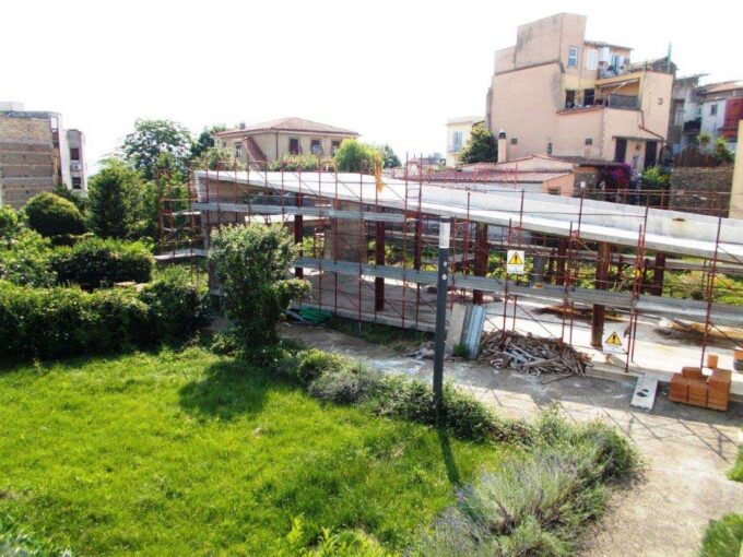 Velletri – Abbandonato alle ortiche il Giardino d’Inverno all’ex Convento dei Frati Carmelitani