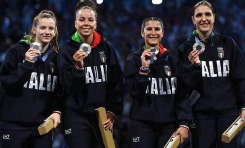 Frascati Scherma, dalle prove a squadre di fioretto una doppia medaglia d’argento dalle Olimpiadi