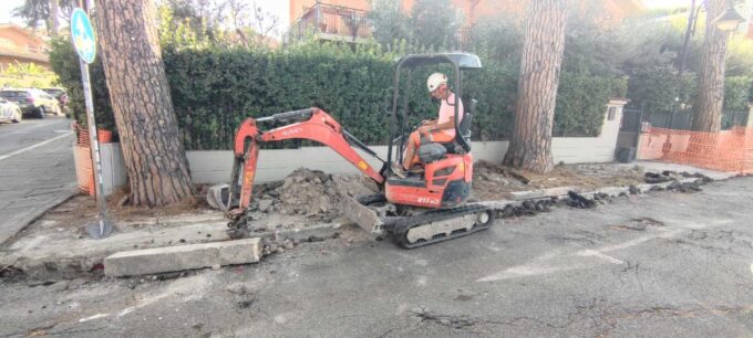 Grottaferrata – Iniziati i lavori di rifacimento delle strade e dei marciapiedi in Via Bruno Buozzi