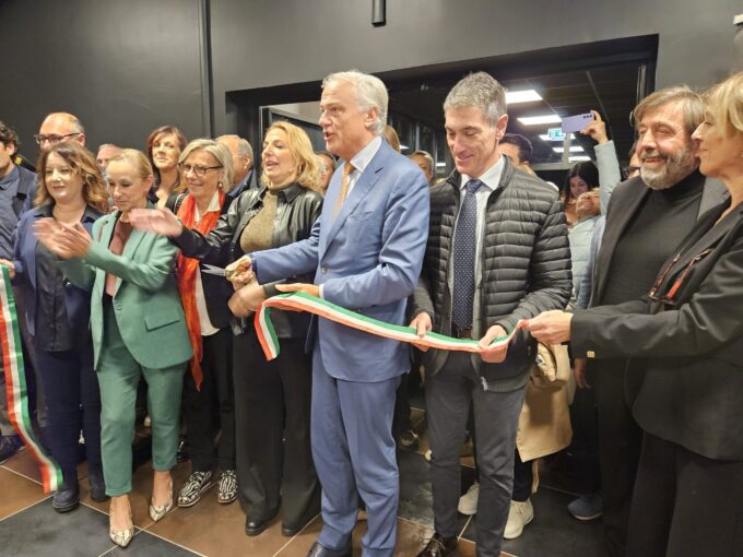 MARINO: INAUGURATO A VILLA DESIDERI IL NUOVO TEATRO COMUNALE VITTORIA COLONNA