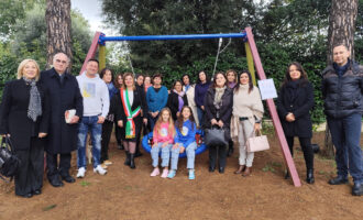 POMEZIA, INAUGURATO IL NUOVO PARCO GIOCHI DELLA SCUOLA COLLEFIORITO