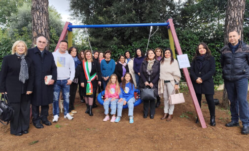 POMEZIA, INAUGURATO IL NUOVO PARCO GIOCHI DELLA SCUOLA COLLEFIORITO