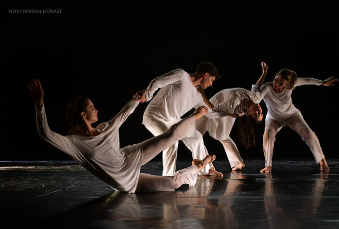 15 anni di Mandala Dance Company: tre giorni di spettacoli allo Spazio Rossellini di Roma dedicati alla compagnia fondata da Paola Sorressa